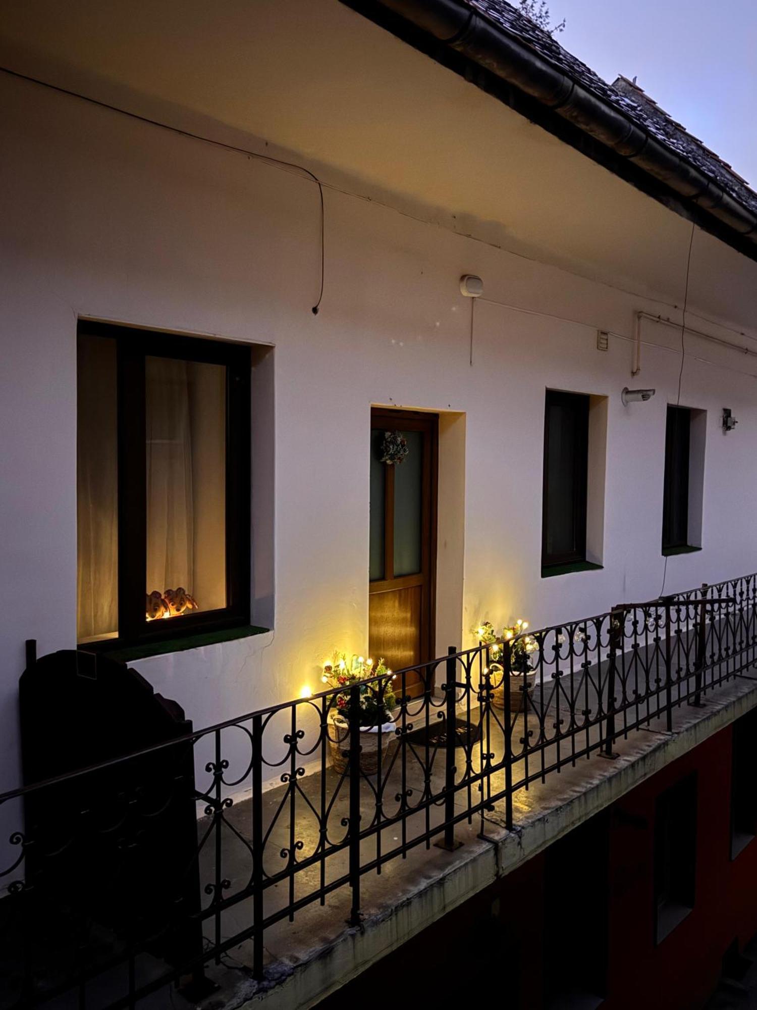 Madalina'S House Apartment บราชอฟ ภายนอก รูปภาพ